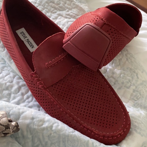 Men’s red Steve Madden shoes - Picture 3 of 3